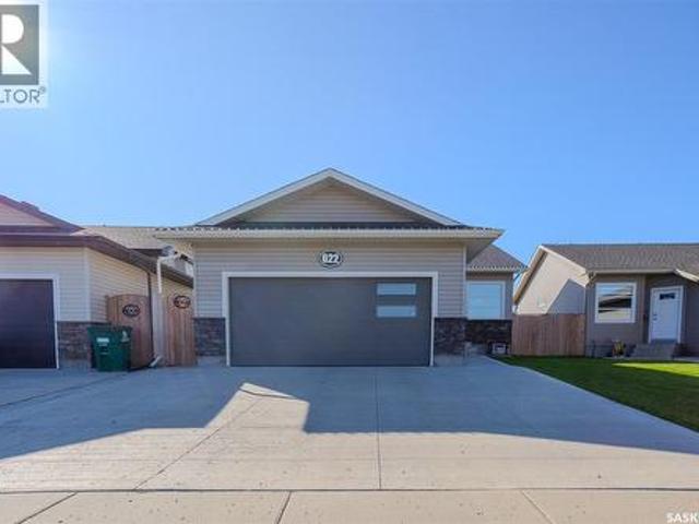 House for sale in Saskatoon, Saskatchewan