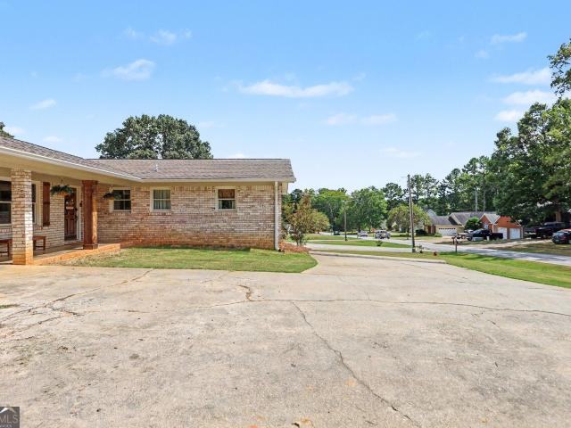 House for sale in Haralson, Georgia