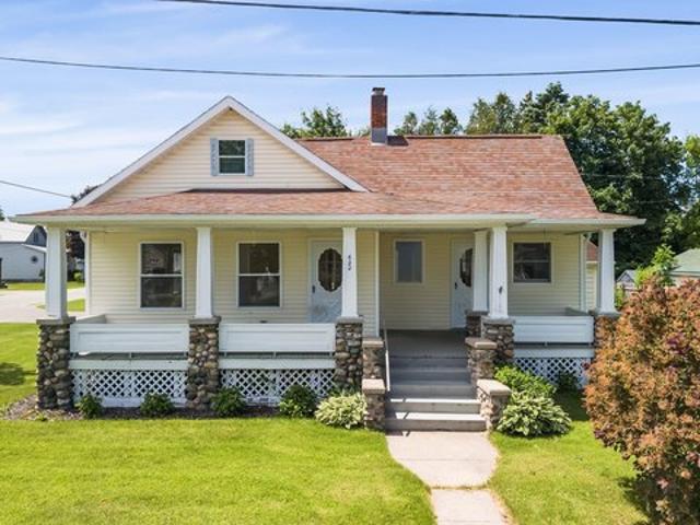 House for sale in Cheboygan, Michigan