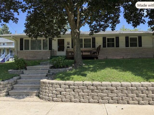 House for sale in Whiteside, Illinois