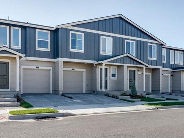 Townhouse for sale in Oregonia