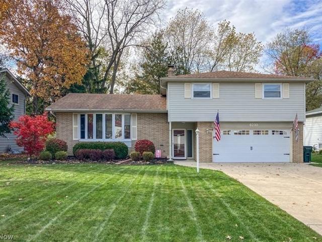 House for sale in North Olmsted, Ohio