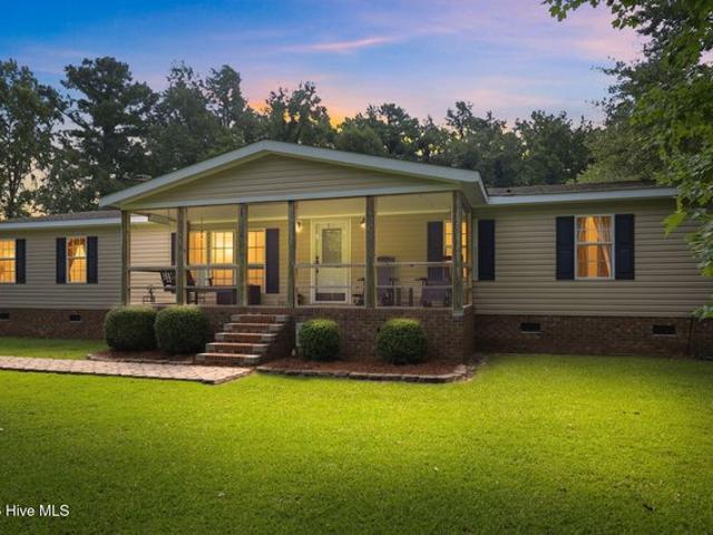 House for sale in Chocowinity, North Carolina