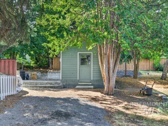 House for sale in Moscow, Latah County