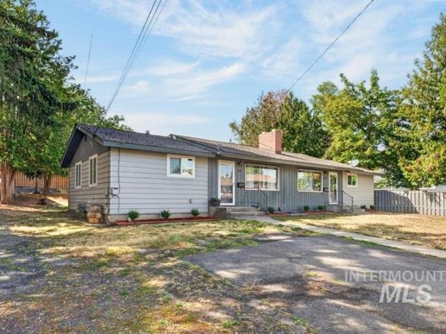 House for sale in Moscow, Idaho