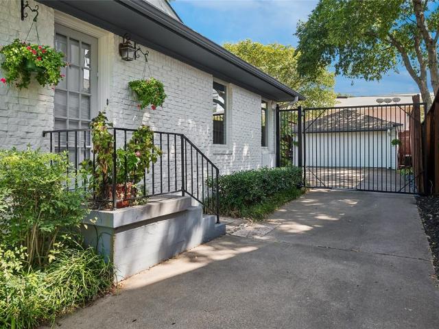 House for sale in Dallas, Texas