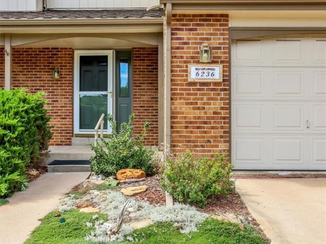 Townhouse for sale in Arapahoe, Colorado