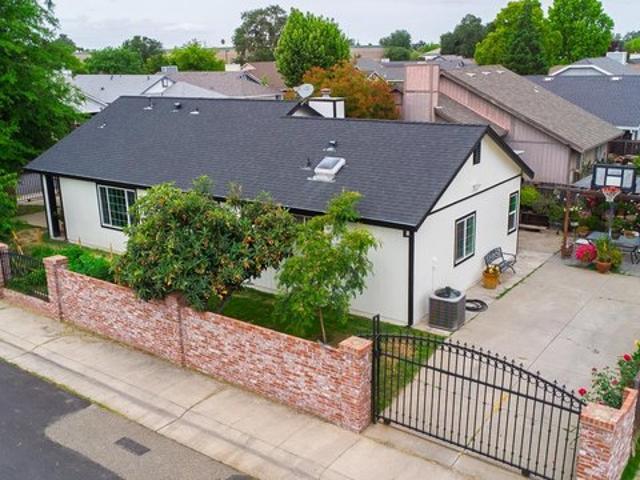 House for sale in Rio Linda, California