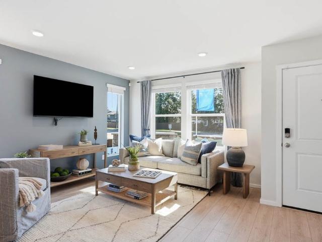 Townhouse for sale in Oregonia