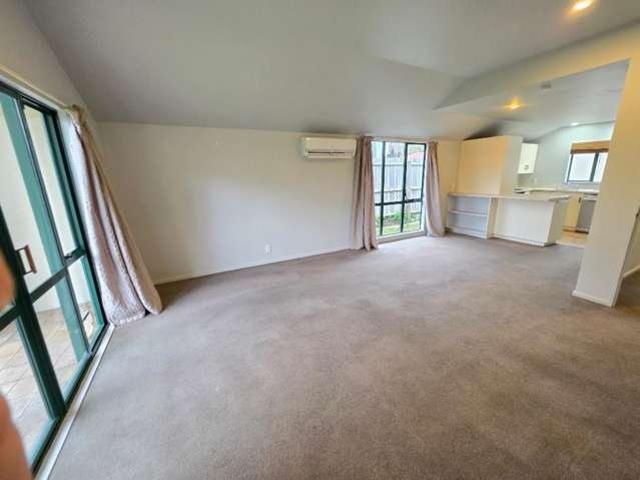 Apartment for rent in Heathcote, Canterbury