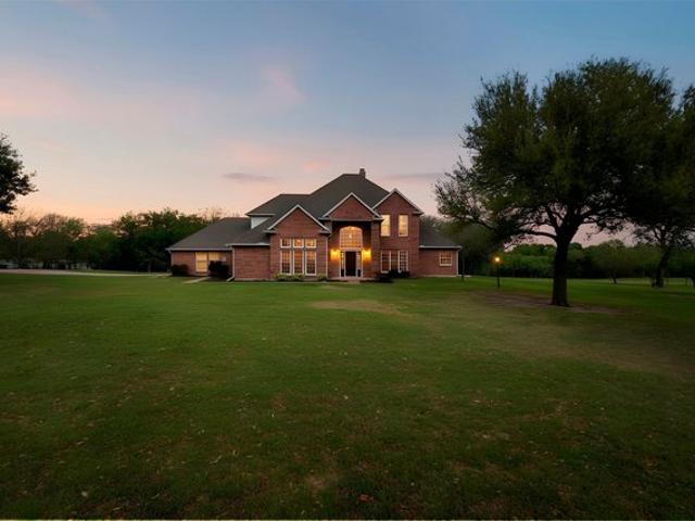 House for sale in Ellis, Texas