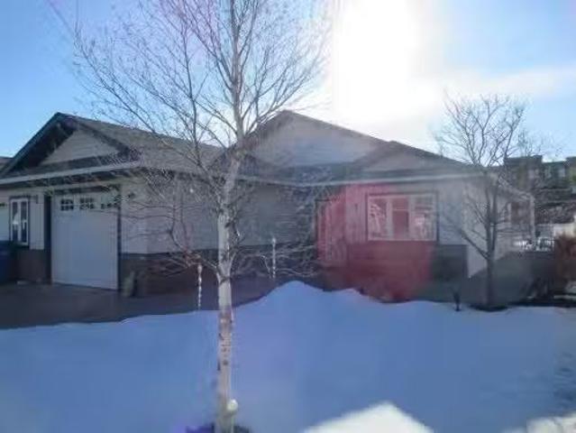 House for sale in Lousana, Alberta