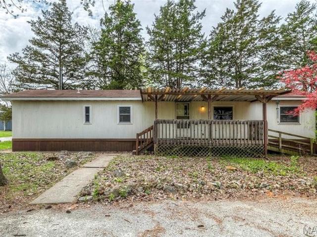 House for sale in Moscow Mills, Missouri