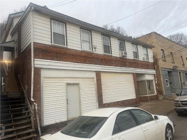 Property for sale in Lyndora, Pennsylvania