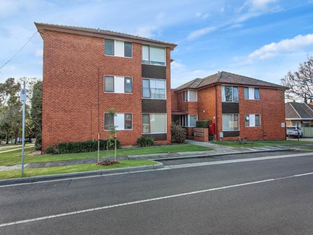 Apartment for rent in Essendon, Melbourne