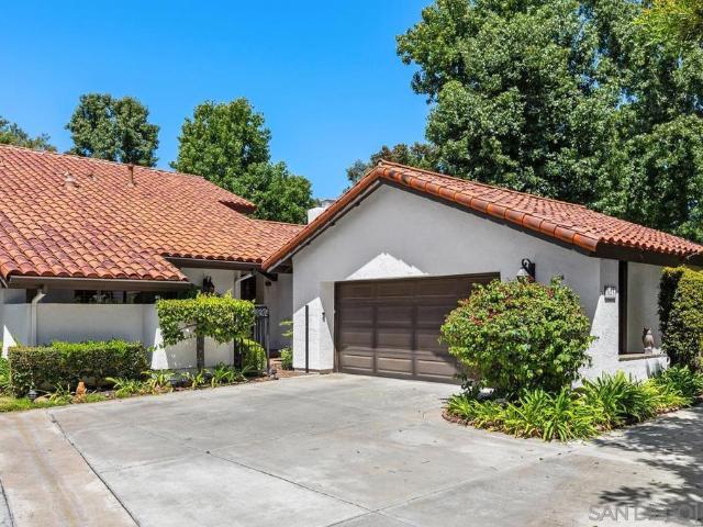 Townhouse for sale in Solana Beach, California