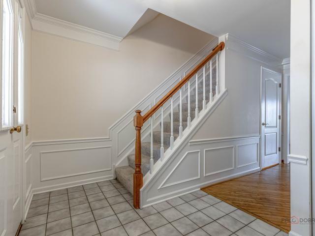 Townhouse for sale in Buffalo Grove, Illinois