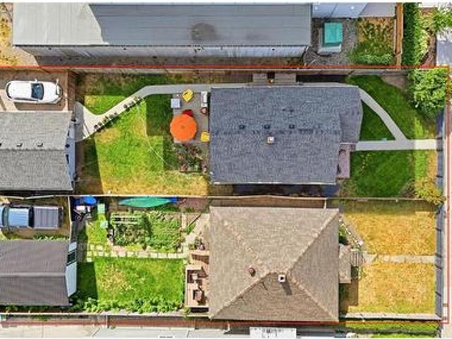 House for sale in Winfield, British Columbia