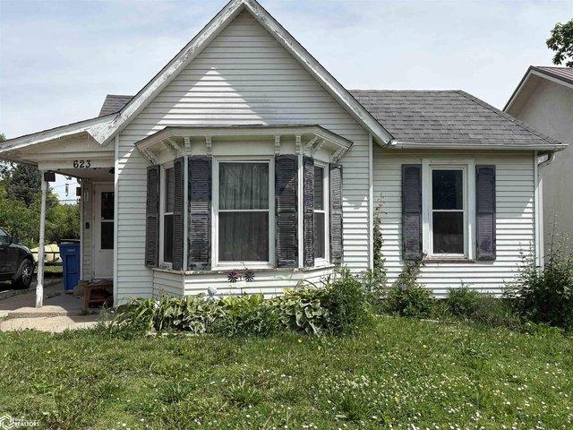 House for sale in Chariton, Iowa