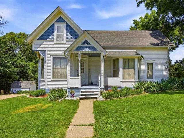 House for sale in Cedar, Iowa