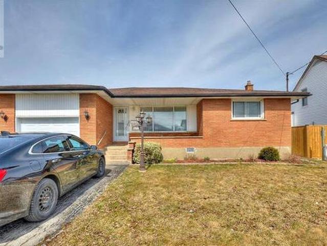 House for sale in Niagara, Ontario