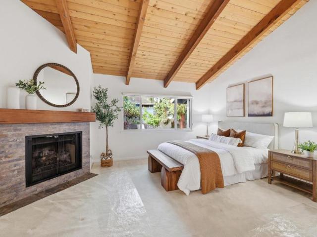 Townhouse for sale in San Mateo, California