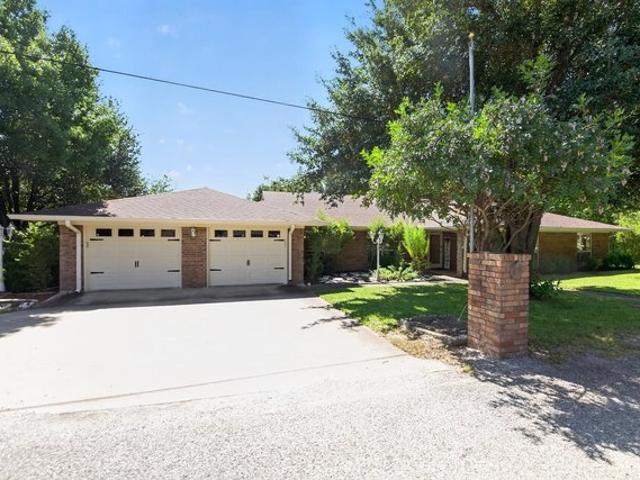 House for sale in Hood, Texas