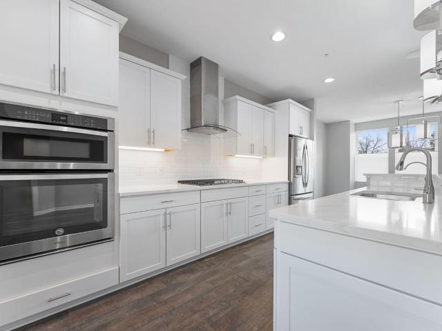 Townhouse for sale in Chaska, Carver County