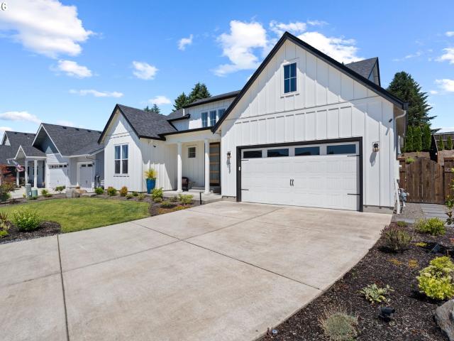 House for sale in La Center, Washington