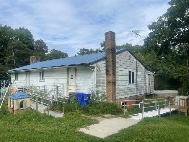 House for sale in West Sunbury, Pennsylvania