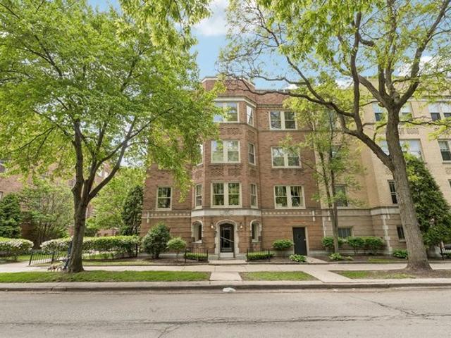Condo for sale in Oak Park, Illinois