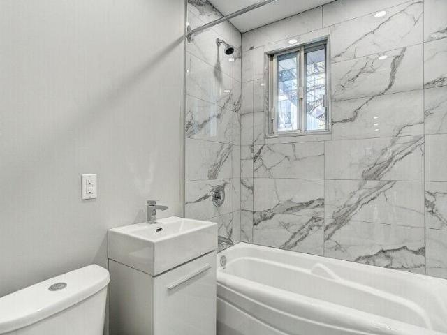 Apartment for rent in St. Leonard's, Quebec