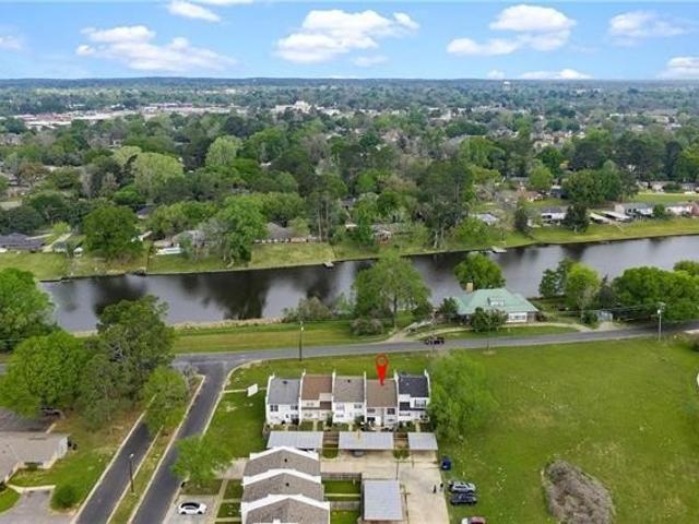 Townhouse for sale in Natchitoches, Louisiana