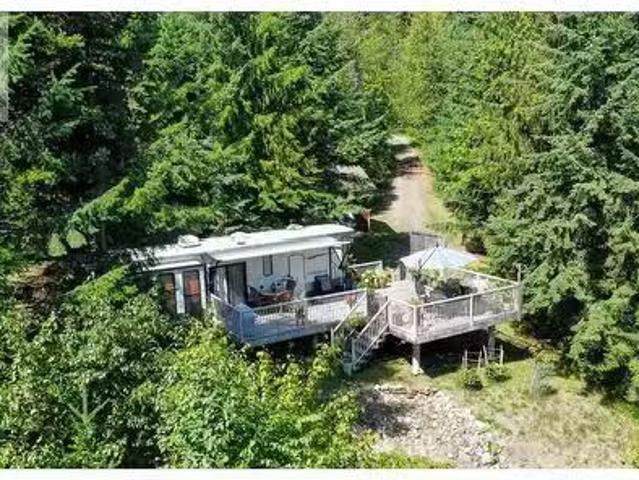 House for sale in Lardeau, British Columbia