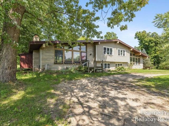 House for sale in Nashville, Michigan