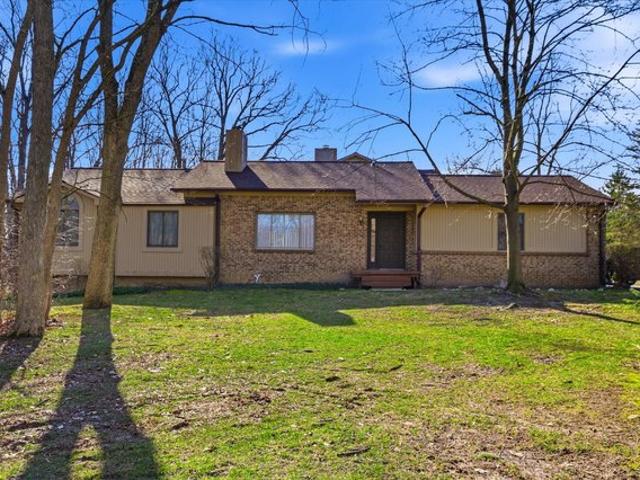 Condo for sale in West Bloomfield, Michigan