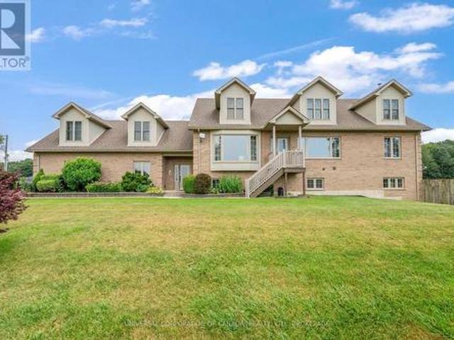 Farm for sale in Ontario
