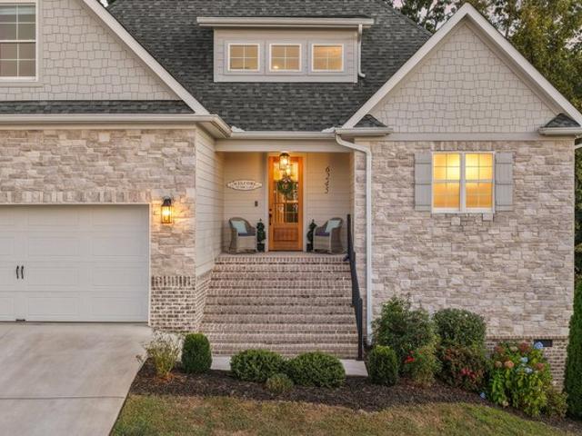House for sale in Harrison, East Tennessee