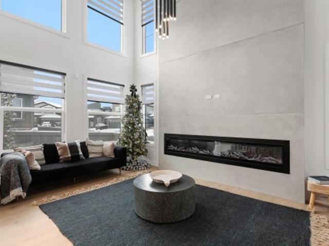 House for sale in Wedgewood, Alberta