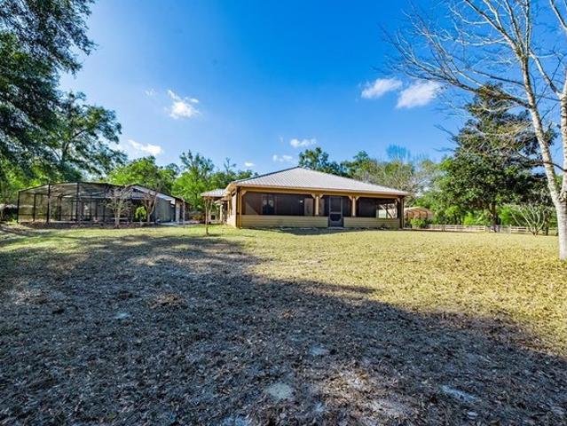 House for sale in Bell, Florida
