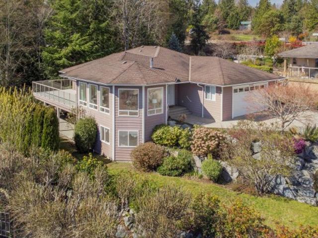 House for sale in Sechelt, British Columbia
