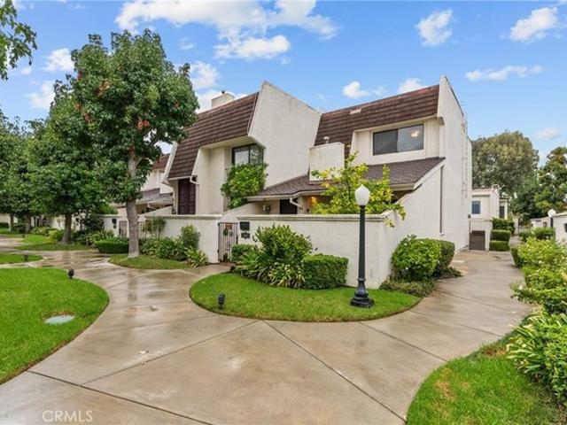 Townhouse for sale in Woodland Hills-Warner Center Neighborhood Council District, Canoga Park