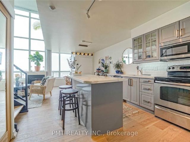 House for rent in Etobicoke—Lakeshore, Toronto