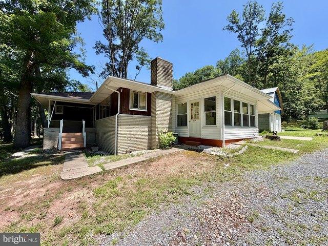 House for sale in Bedford, Pennsylvania