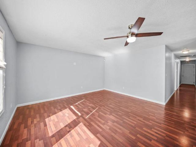 House for sale in West Hampton, Hampton