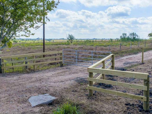 Land for sale in Schulenburg, Texas