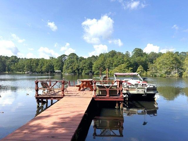 House for sale in Colmesneil, Texas