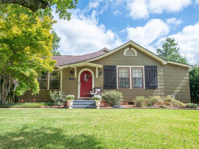 House for sale in Sheely Hills, Starkville