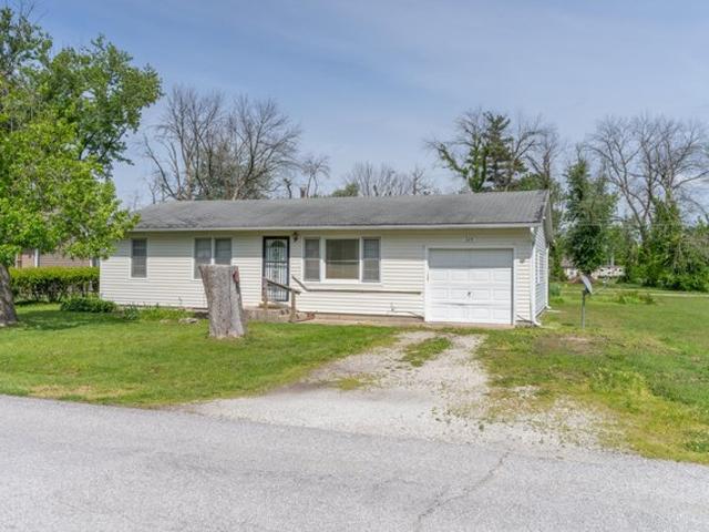 House for sale in Centralia, Missouri