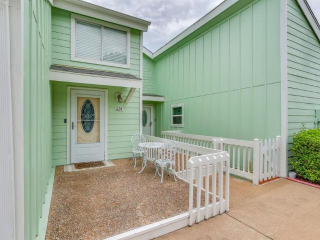 Condo for sale in Azle, Texas
